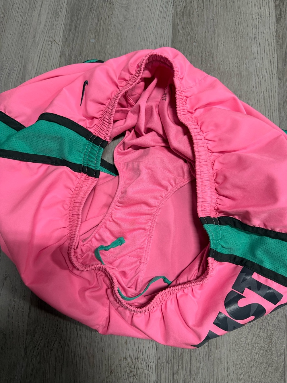 •NIKE• RUNNING SHORTS - Picture 6 of 6